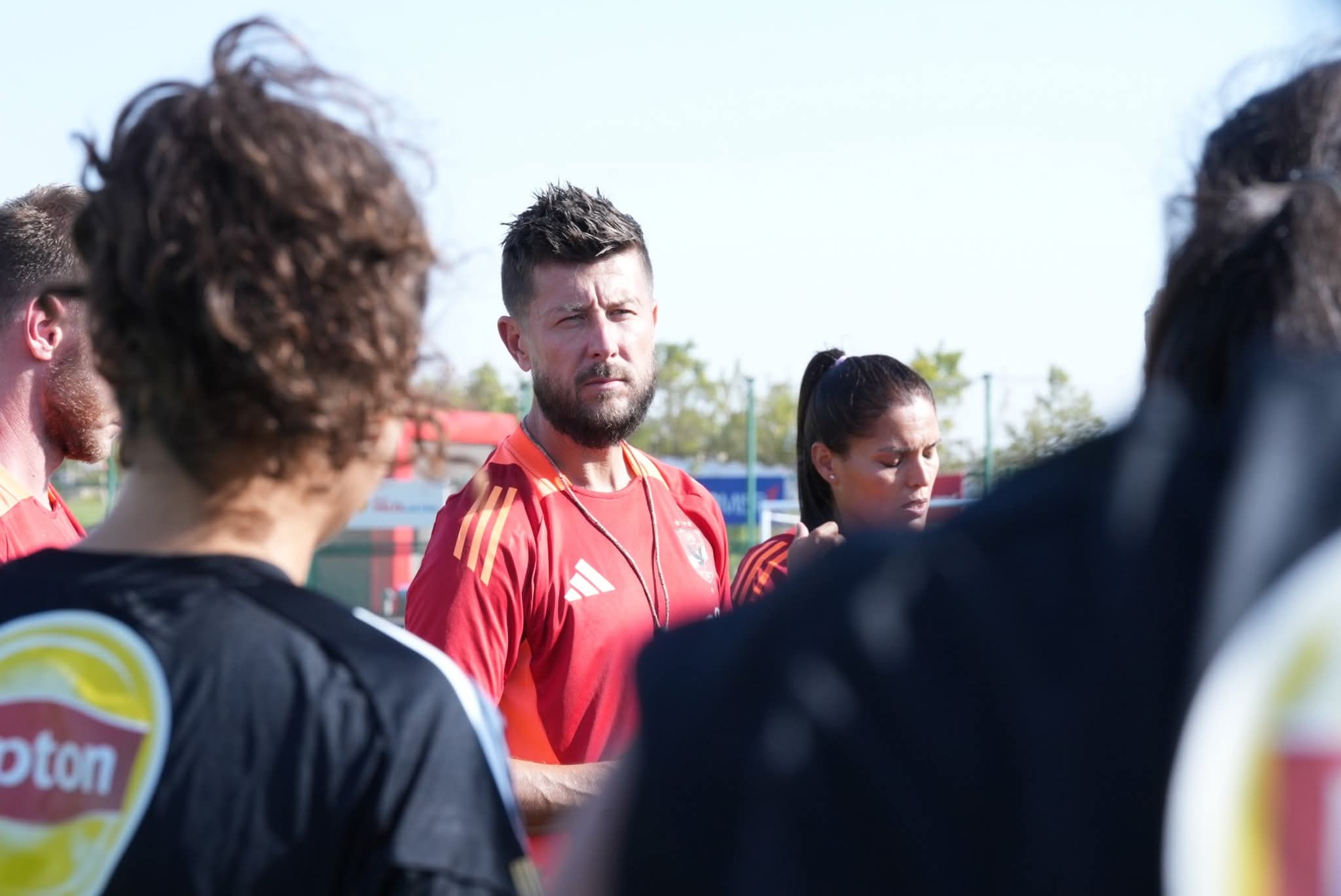 كرة القدم النسائية| «لوبوف» يعلن تشكيل الأهلي لمباراة بالم هيلز في كأس مصر