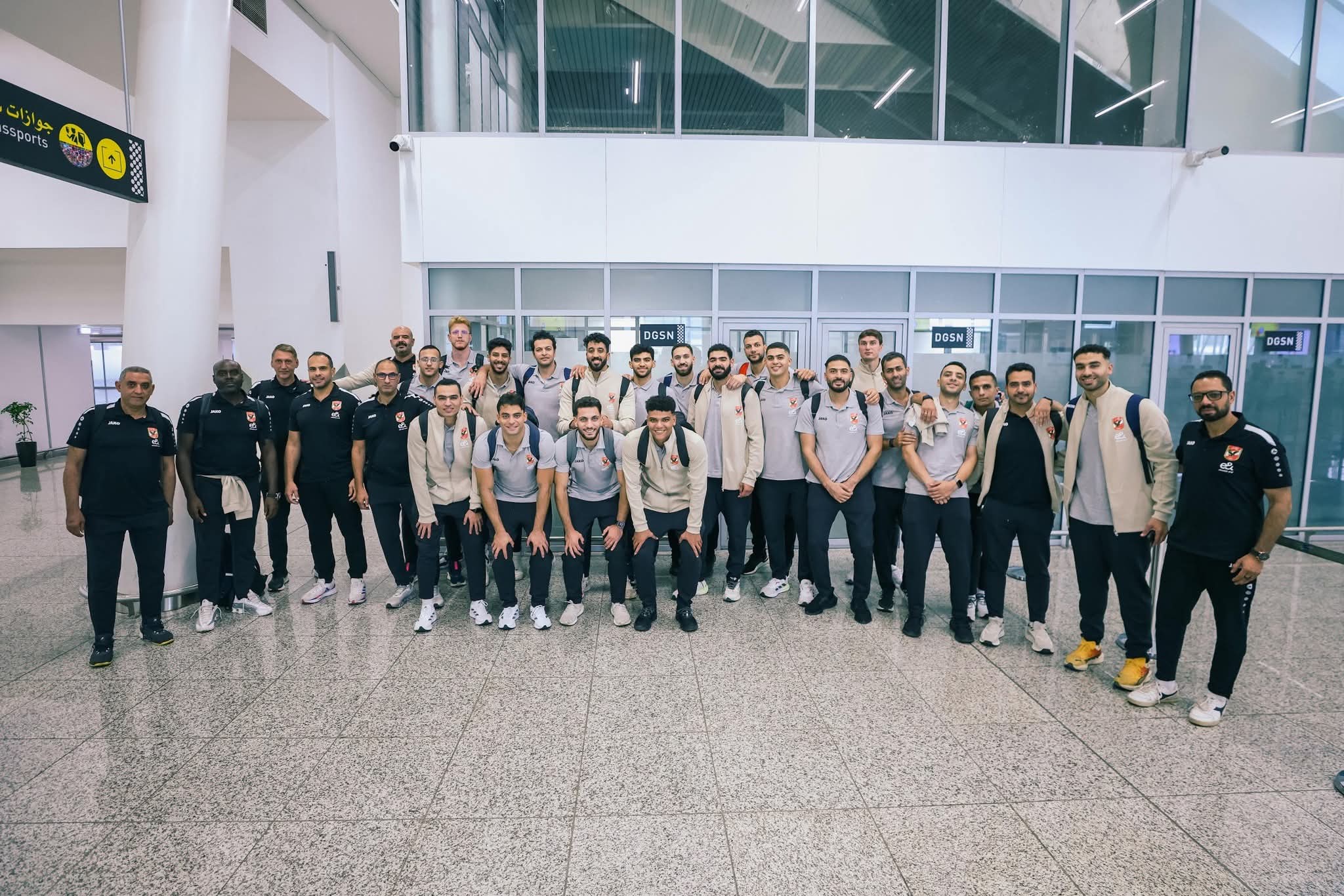 بعثة «رجال يد الأهلي» تصل المغرب للمشاركة في بطولة إفريقيا