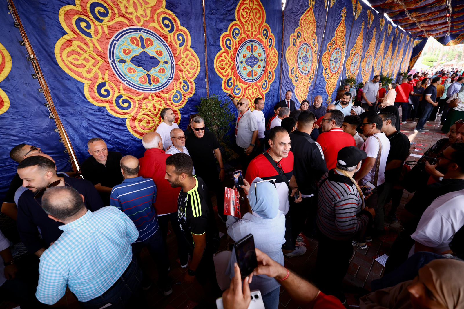 جراج عمر مكرم «مُتاح» بكامل سعته لاستقبال أعضاء الأهلي