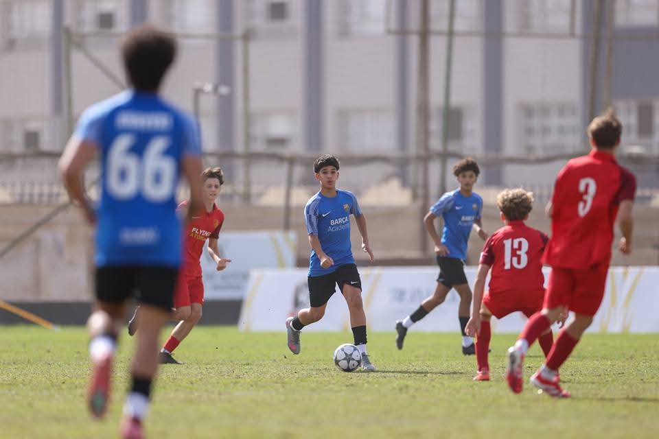 بطولة الأهلي الدولية| برشلونة يتعادل مع اسكولا أرشافيا