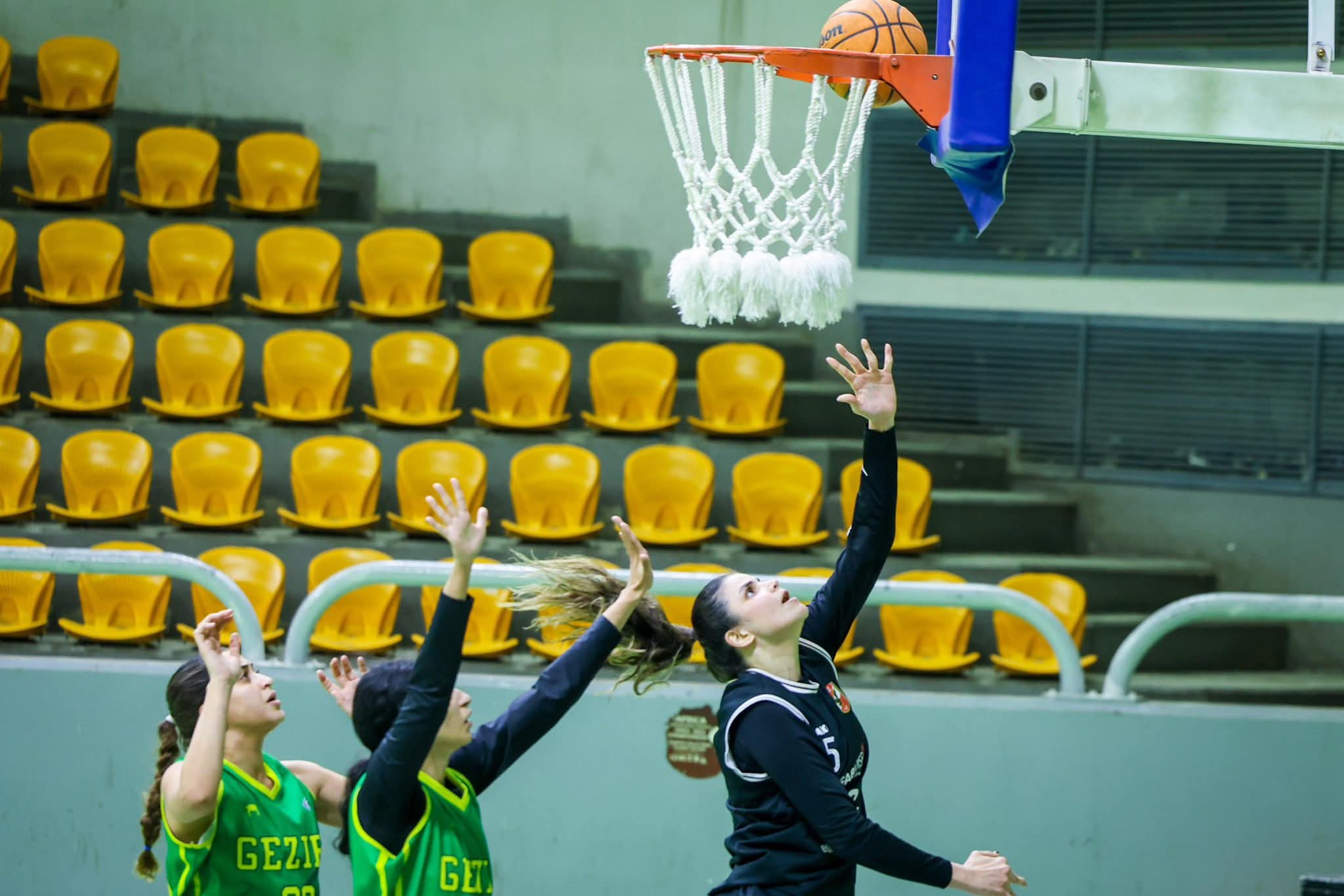 «سيدات سلة الأهلي» يفوز على الجزيرة في بطولة منطقة القاهرة
