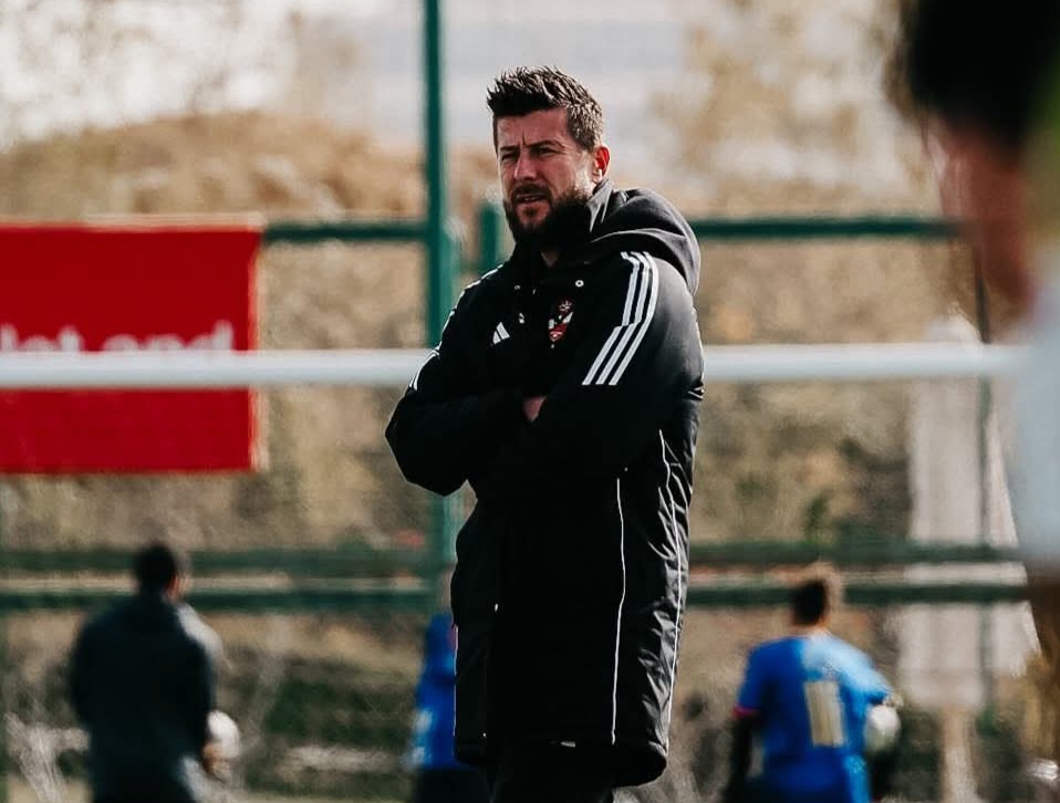 كرة الأهلي النسائية| «لوبوف» يعلن تشكيل الفريق لمباراة مسار في الدوري