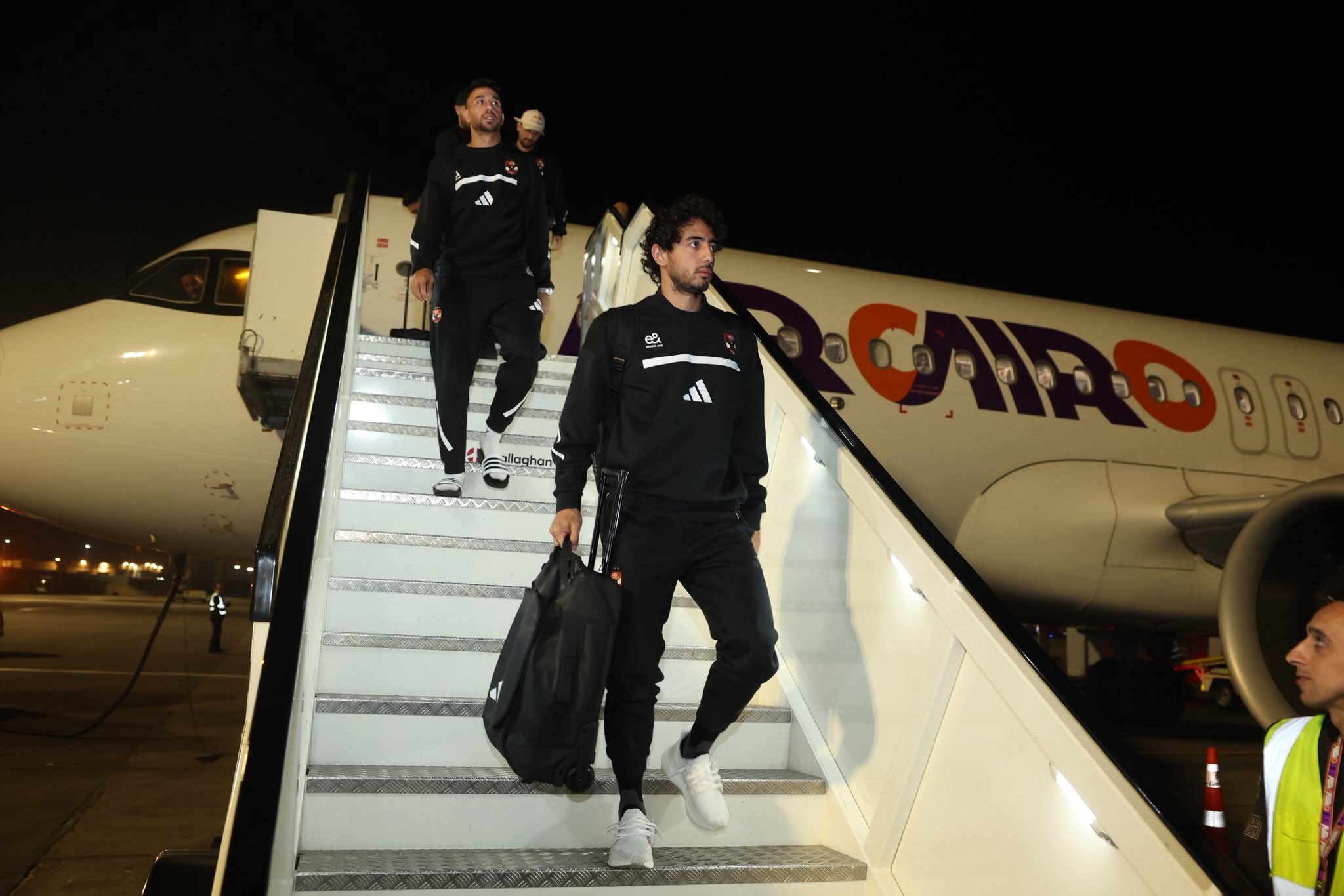 بعثة الأهلي تصل مطار القاهرة