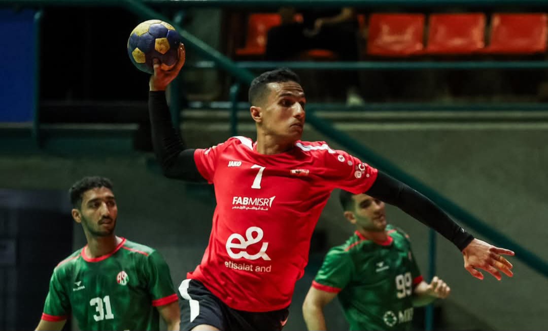 «رجال يد الأهلي» يتأهل إلى نصف نهائي كأس مصر بعد الفوز على سبورتنج