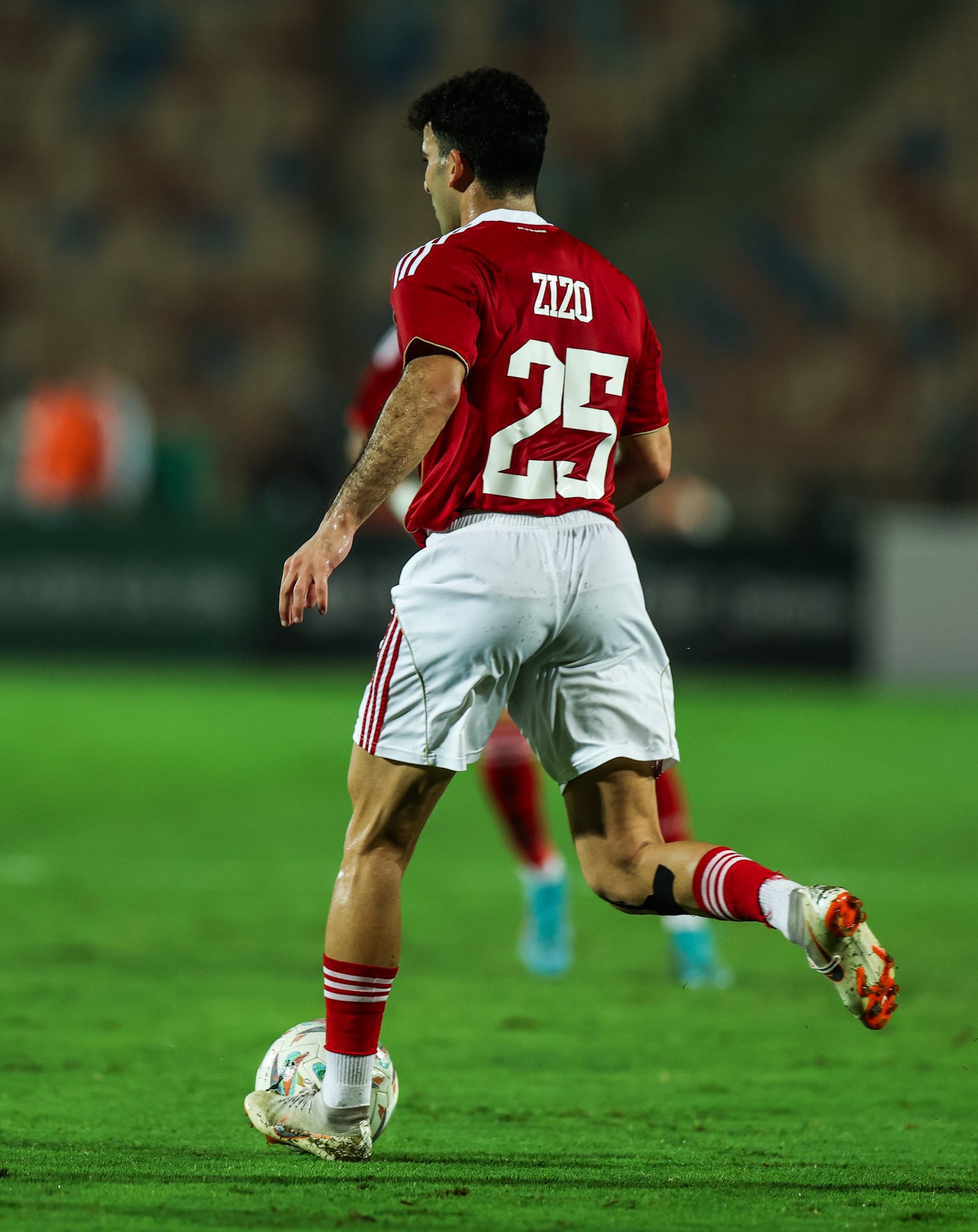 Al Ahly démarre fort.. Zizo évoque le moral renforcé après le succès contre JS Kabylie