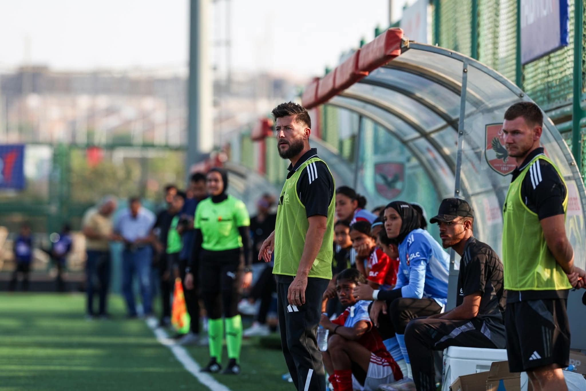 كرة الأهلي النسائية| لوبوف يعلن «تشكيل الفريق» لمباراة الطيران في الدوري