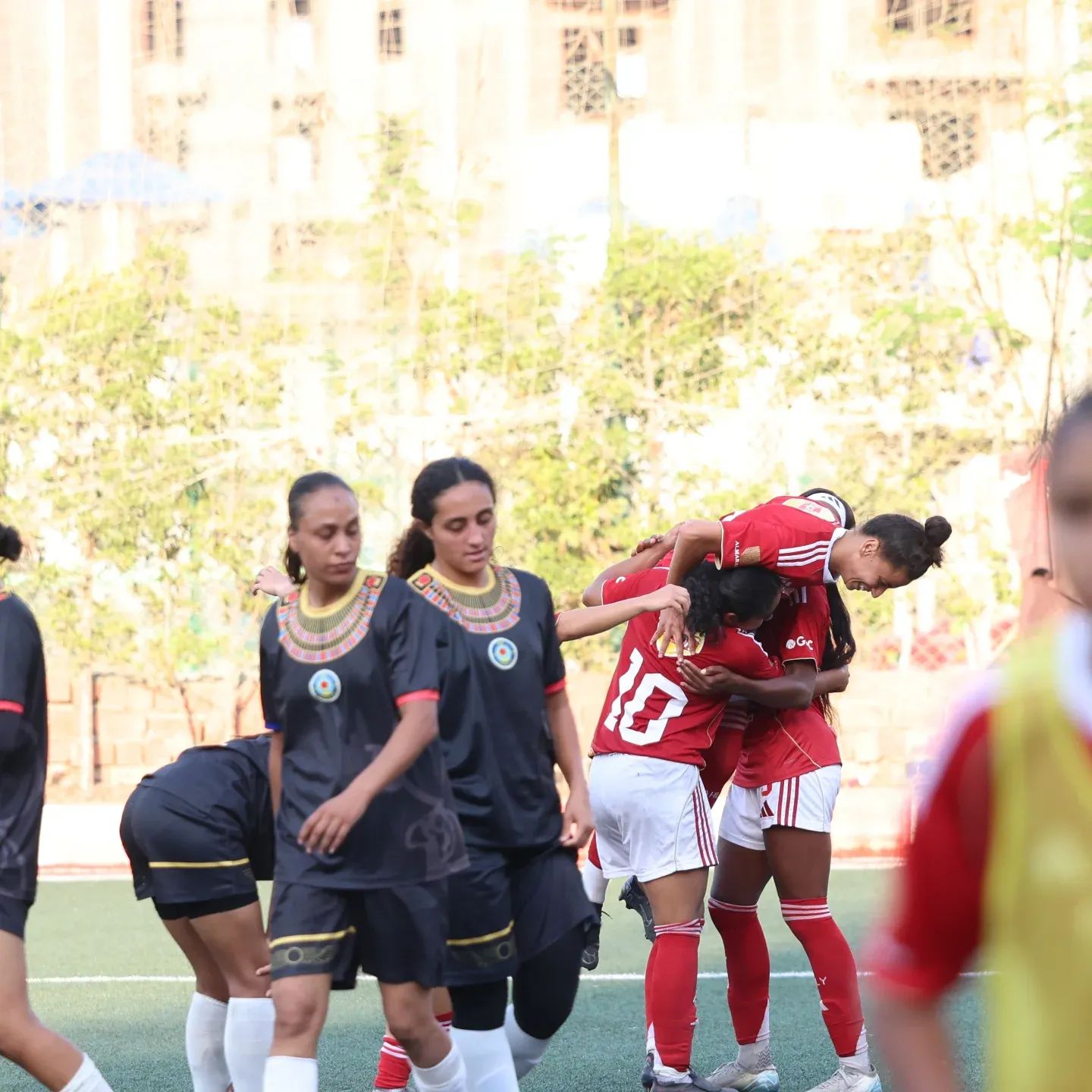 «كرة الأهلي النسائية» يفوز على رع بخمسة أهداف في الدوري