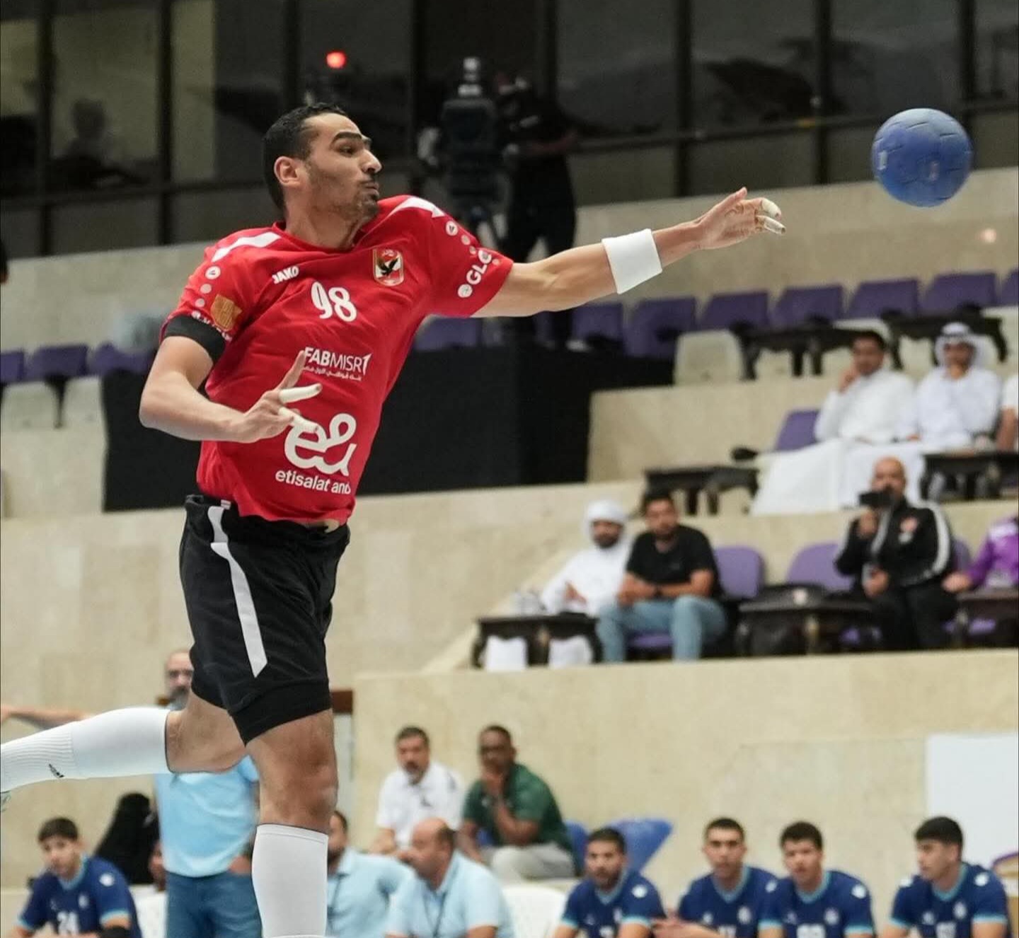 رجال يد الأهلي| كاستيلو: الفوز بالسوبر مجرد بداية للتتويج بالمزيد من البطولات