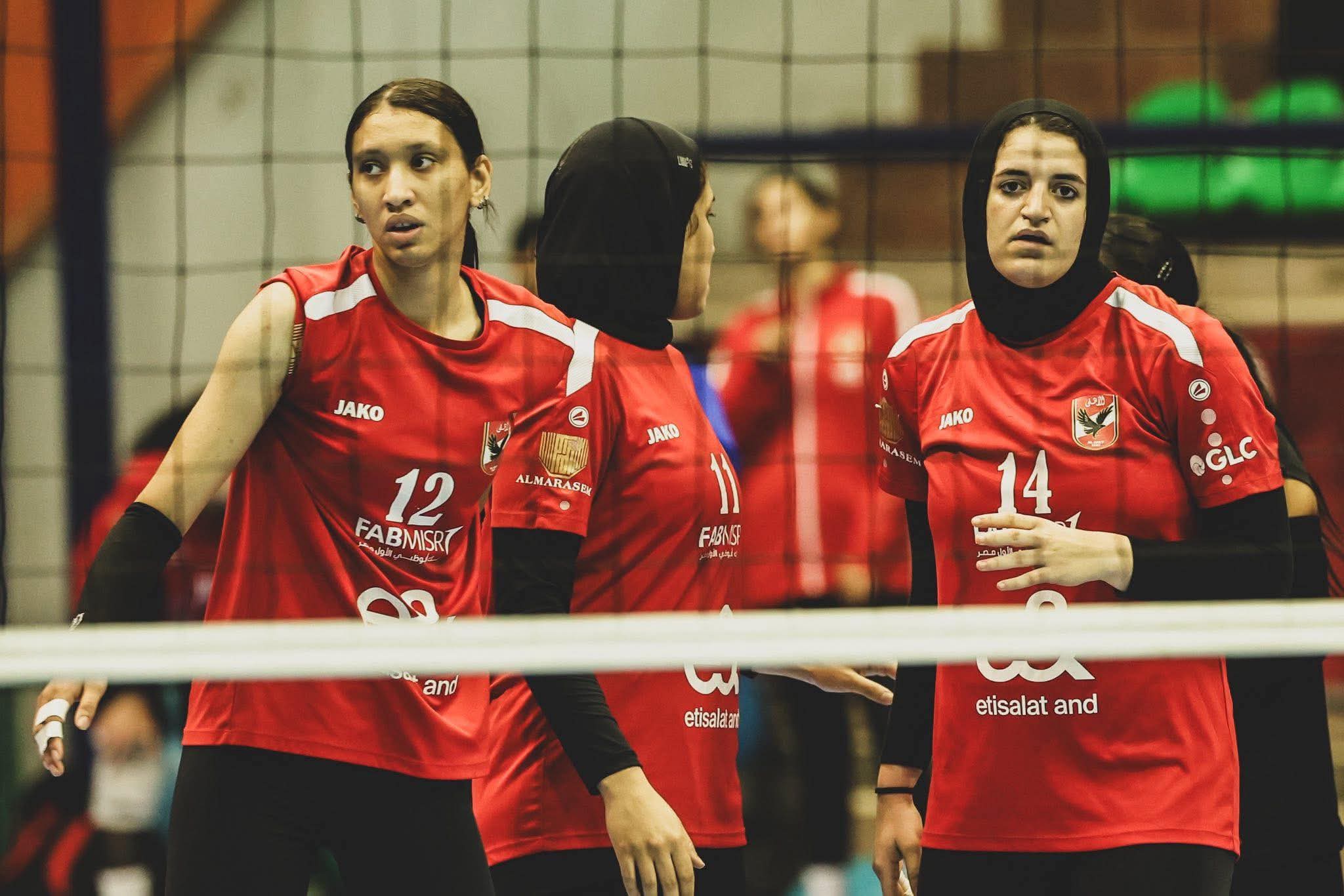 «سيدات طائرة الأهلي» يفوز على أصحاب الجياد في ذهاب ربع نهائي المرتبط