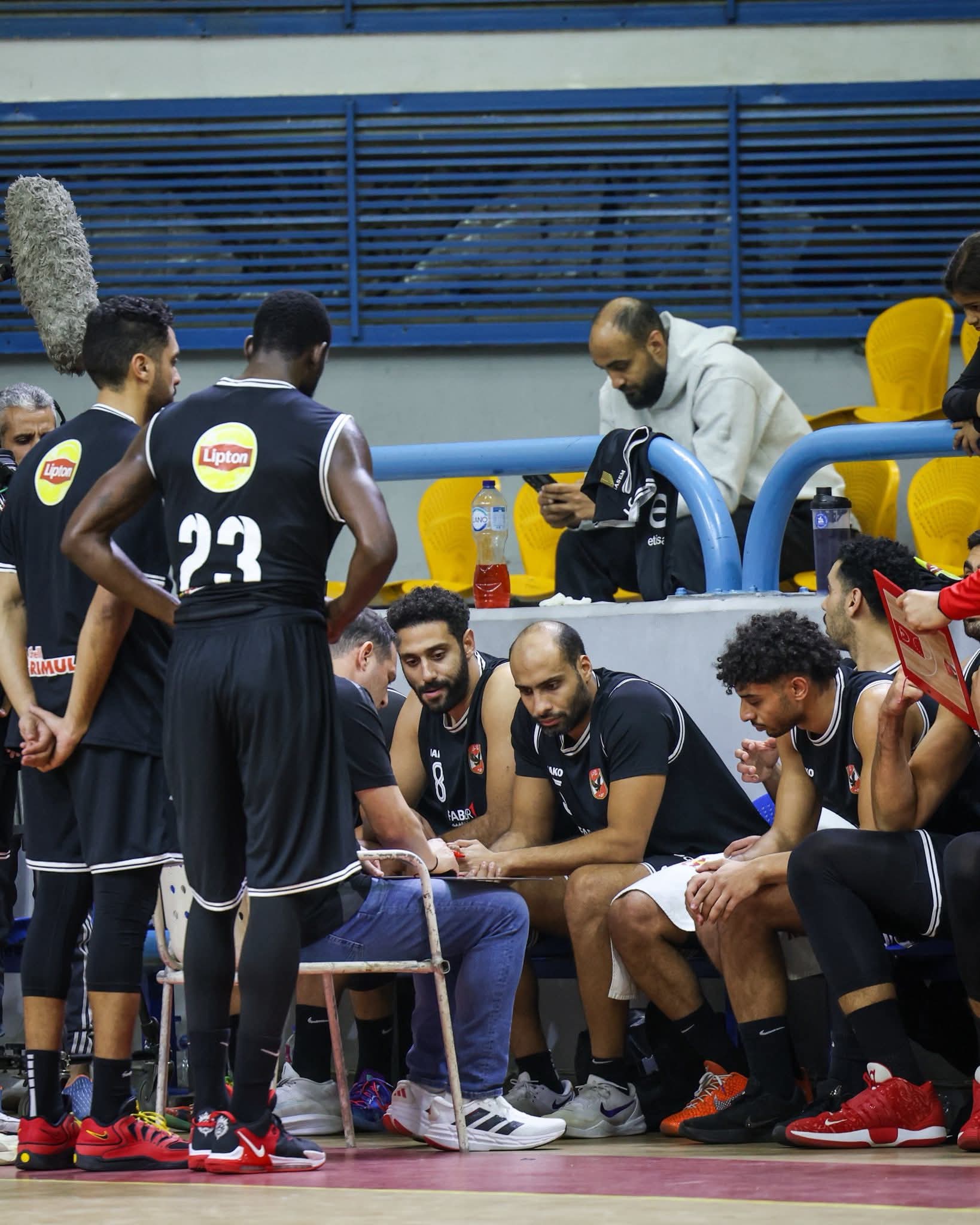 «رجال سلة الأهلي» يواجه المصرية للاتصالات في دوري السوبر