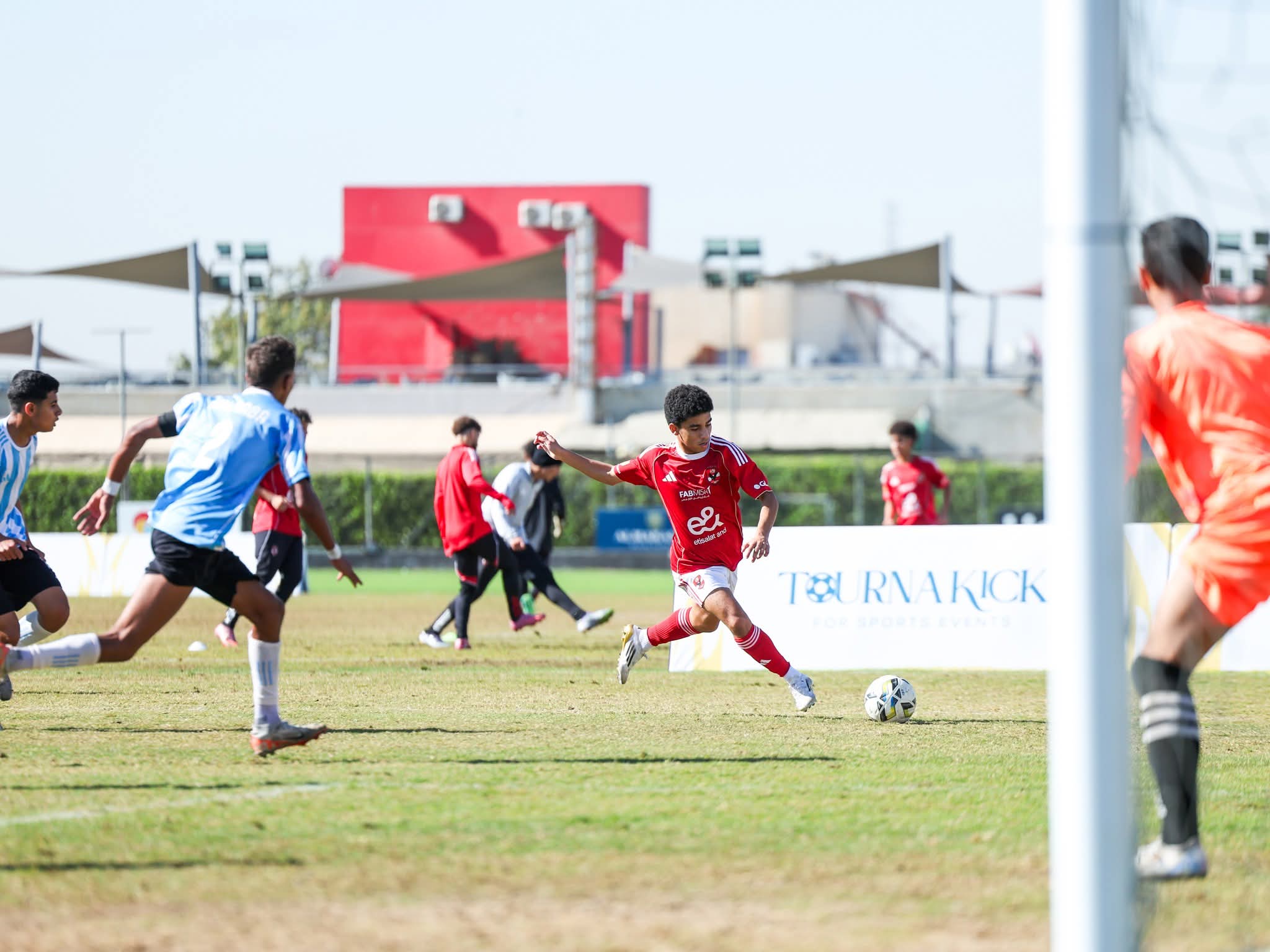 «أهلي 2010» يفوز على الداخلية بثلاثية نظيفة في بطولة منطقة القاهرة