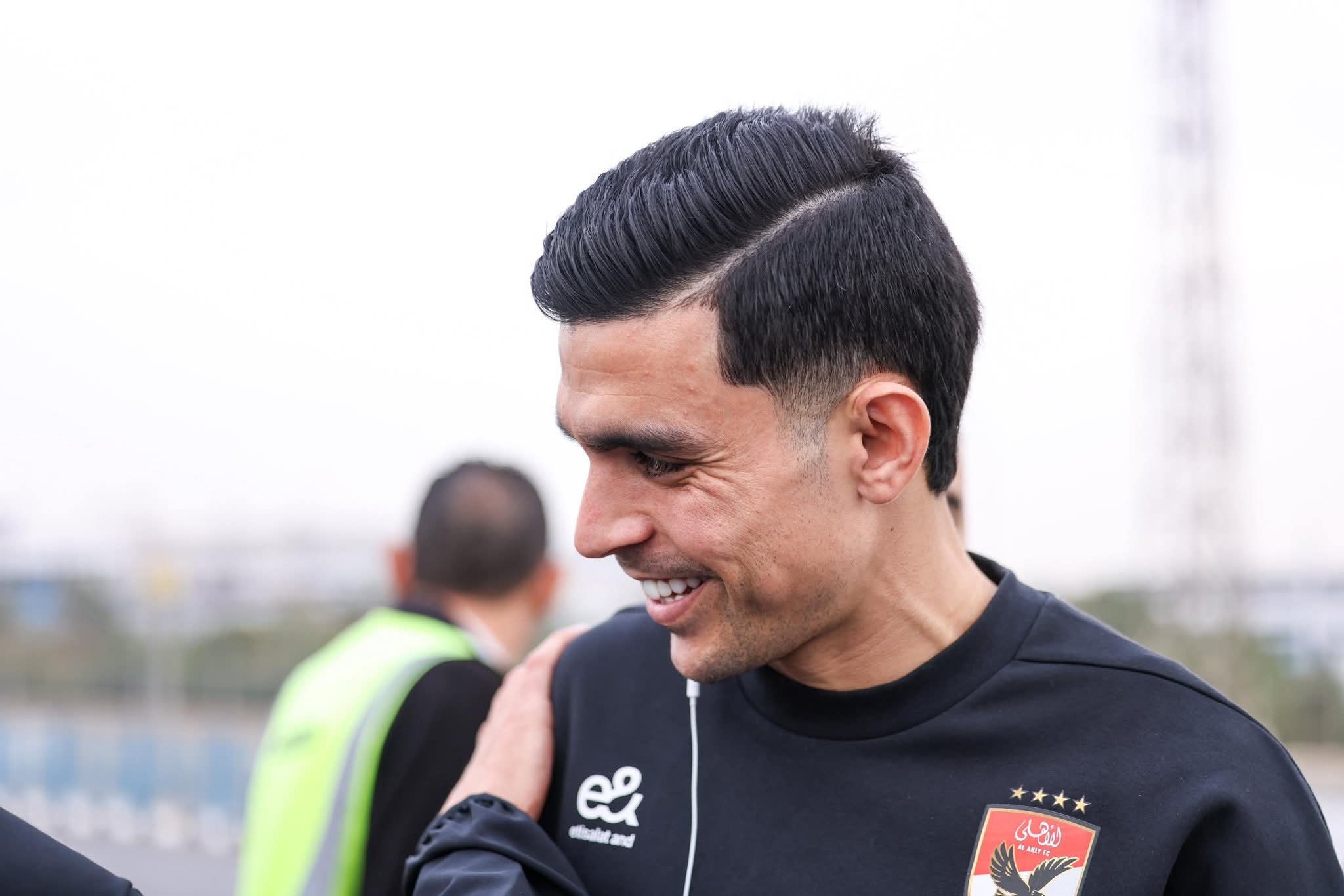 دوري أبطال إفريقيا| بعثة الأهلي تغادر القاهرة في طريقها للجزائر