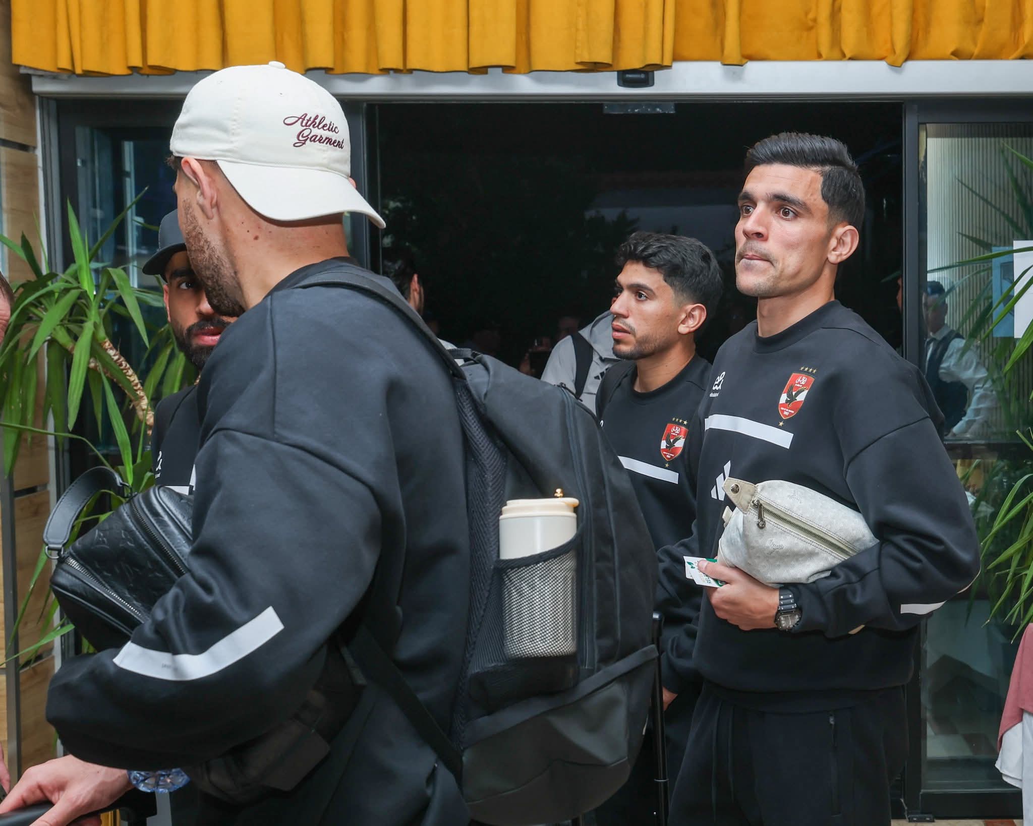 دوري أبطال إفريقيا| الأهلي يبدأ رحلة العودة للقاهرة عقب مباراة شبيبة القبائل مباشرةً