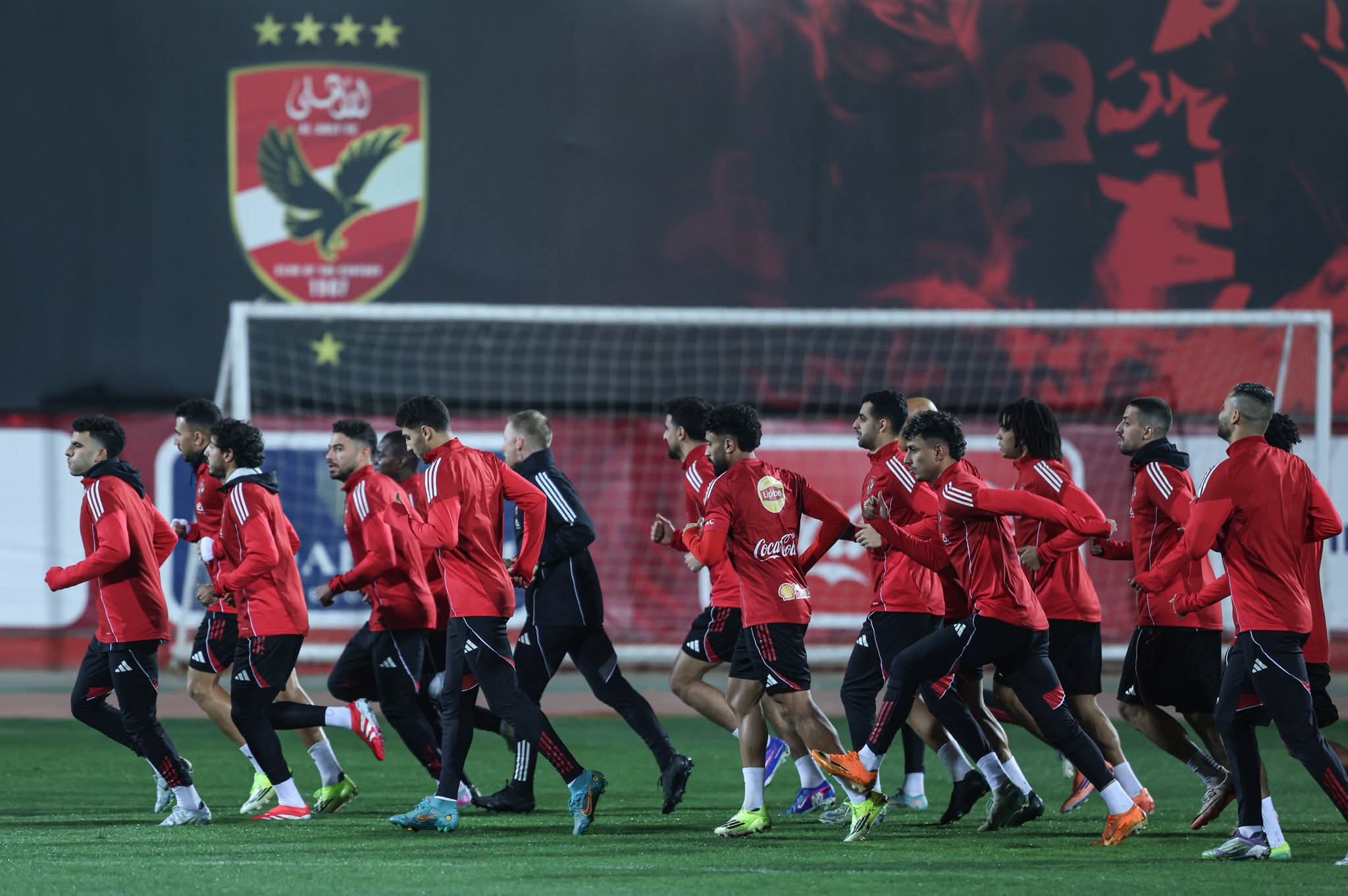 الأهلي يواجه فريق الشباب وديًّا استعدادًا لمرحلة التتويج بالدوري