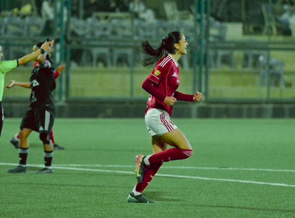 كرة القدم النسائية| الأهلي يفوز على زد بهدفين في الدوري