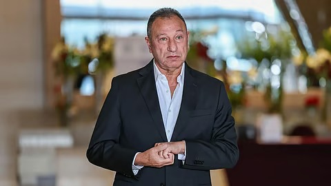 الخطيب يخضع لفحوصات طبية جديدة في باريس