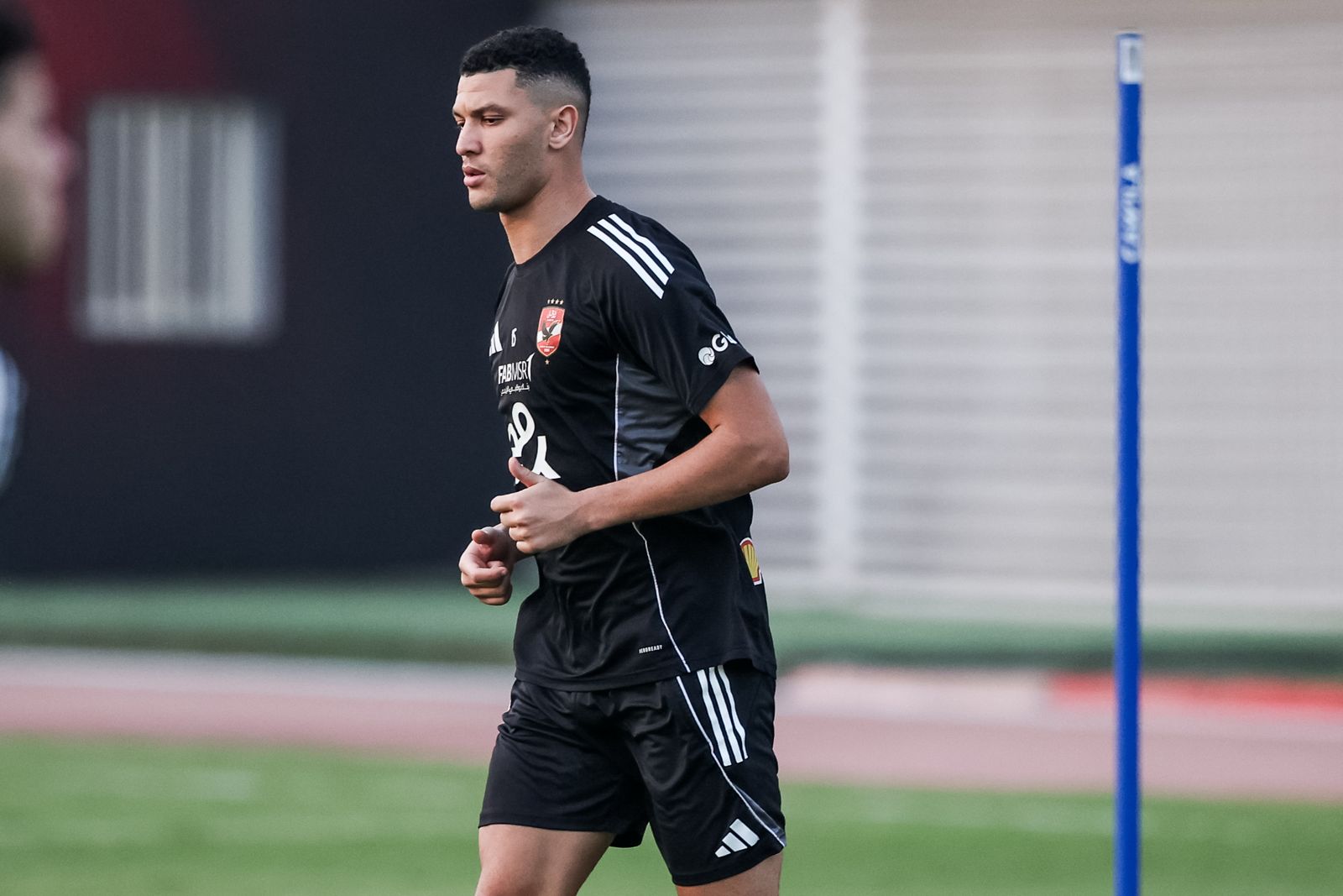 Achraf Dari resumes Al Ahly training on a gradual basis