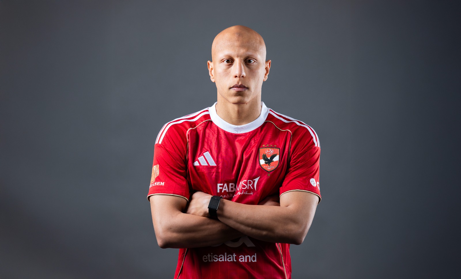 الأهلي يضم عمرو الجزار لمدة 4 مواسم ونصف