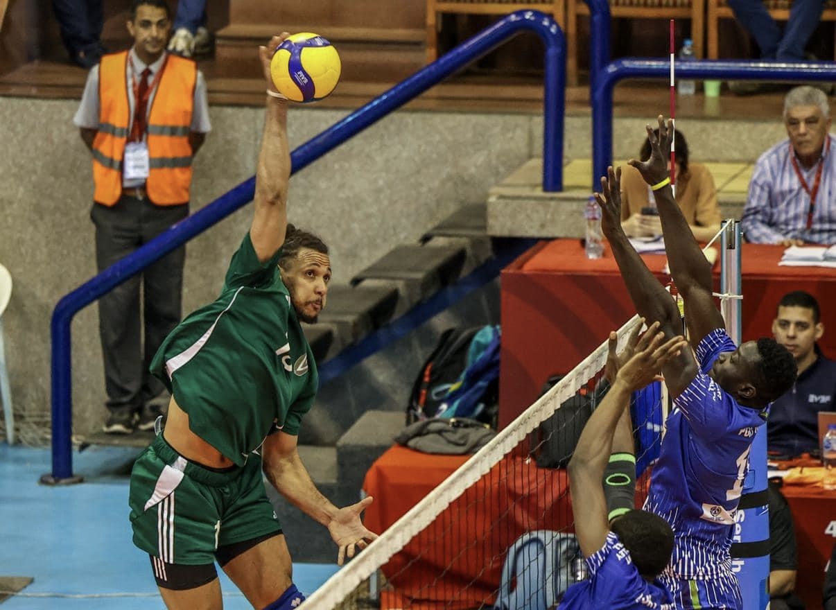 بطولة إفريقيا للكرة الطائرة| النصر الليبي يتأهل إلى نصف النهائي على حساب دوالا الكاميروني