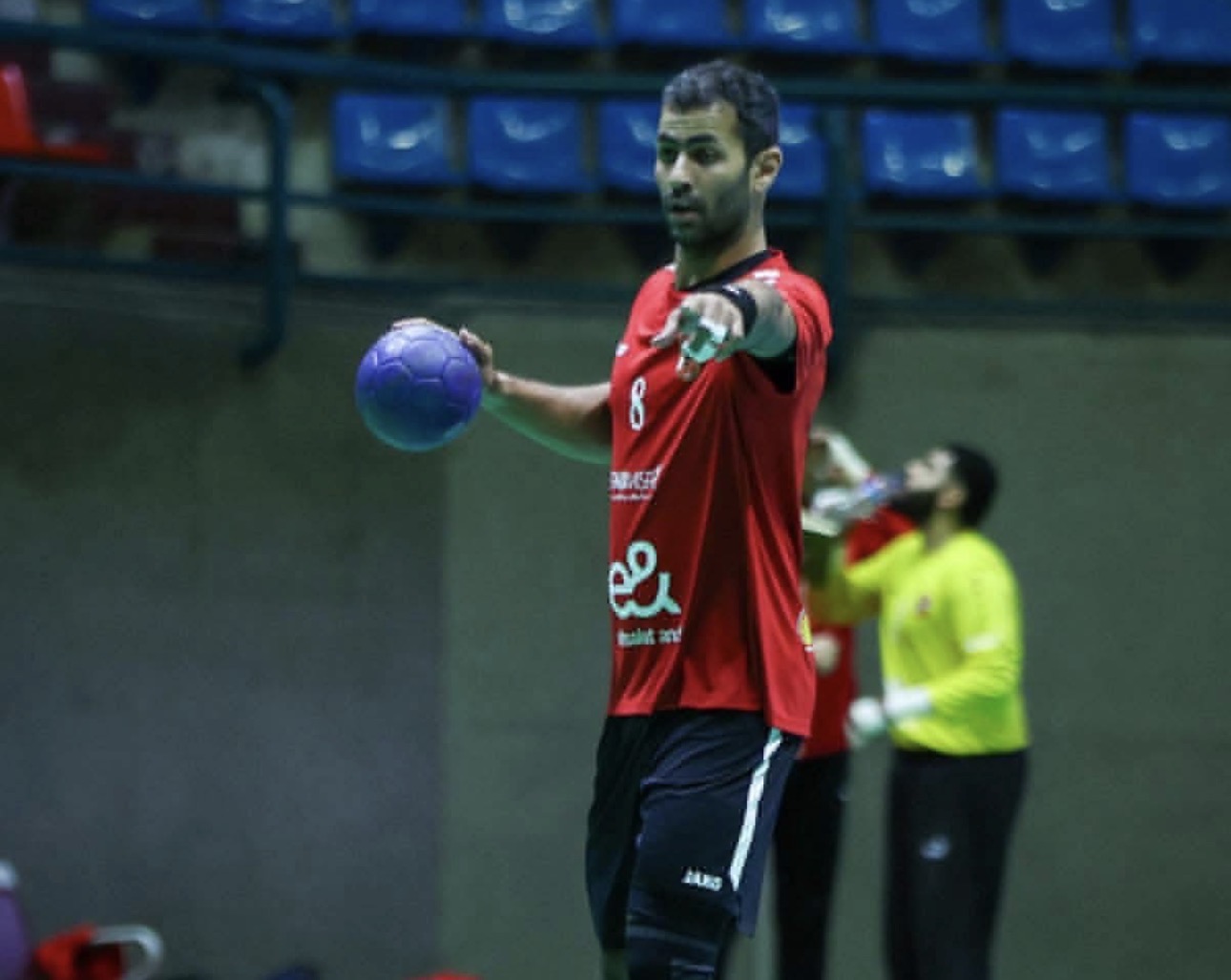 «رجال يد الأهلي» يفوز على الشمس في دوري المحترفين