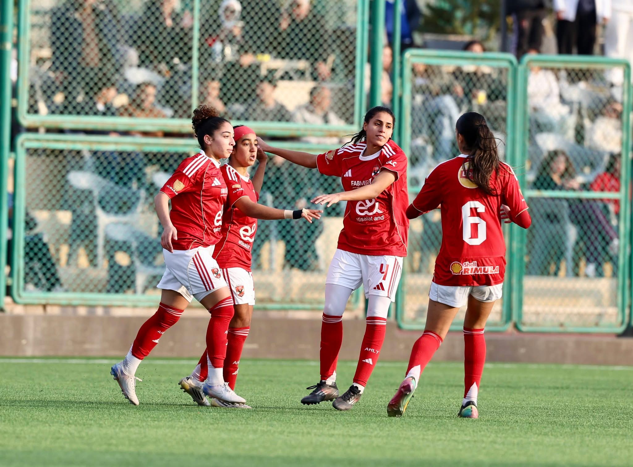 كرة القدم النسائية| الأهلي يفوز على مودرن سبورت بهدفين في الدوري