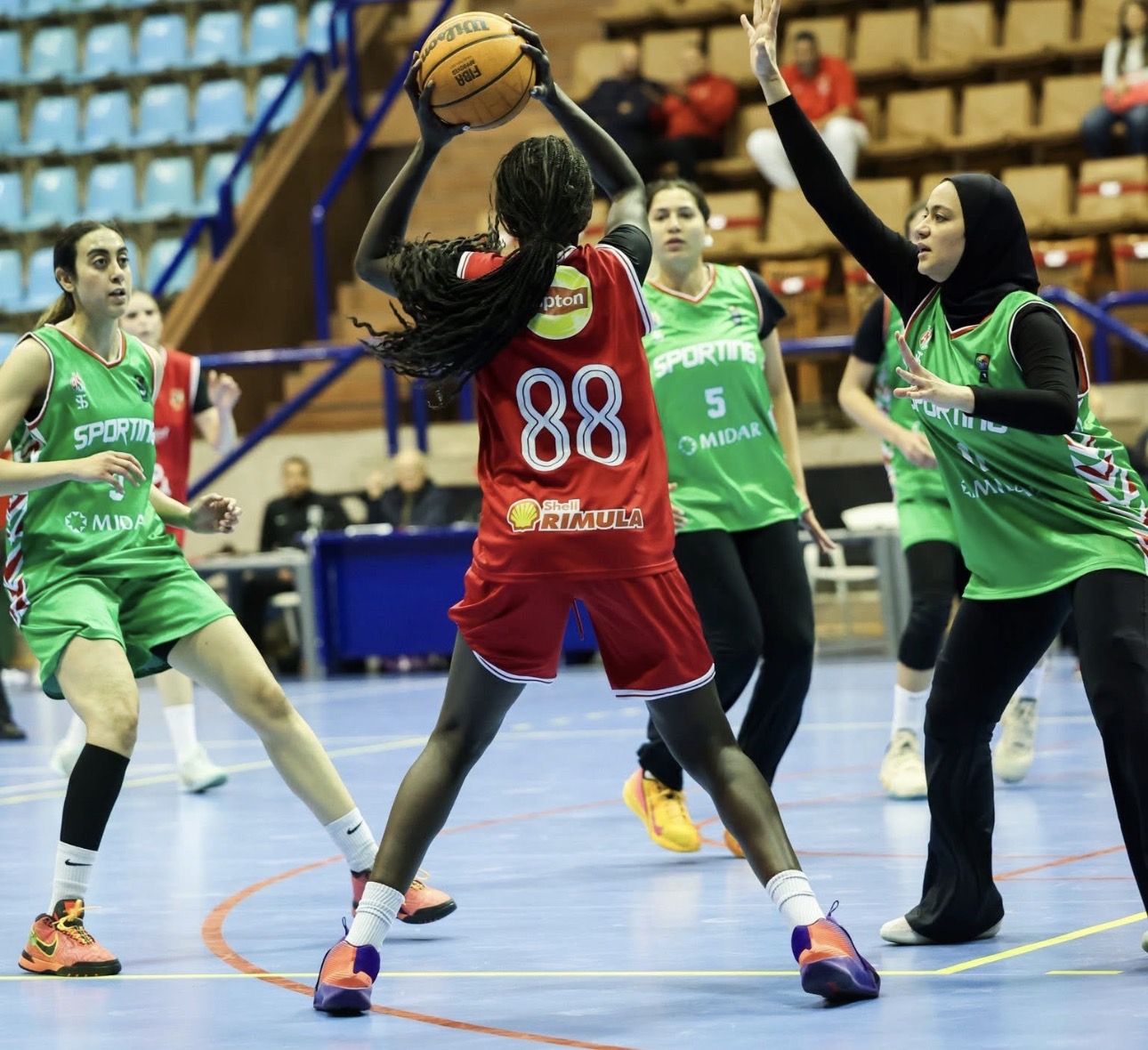 «سيدات سلة الأهلي» يفوز على سبورتنج في الدوري