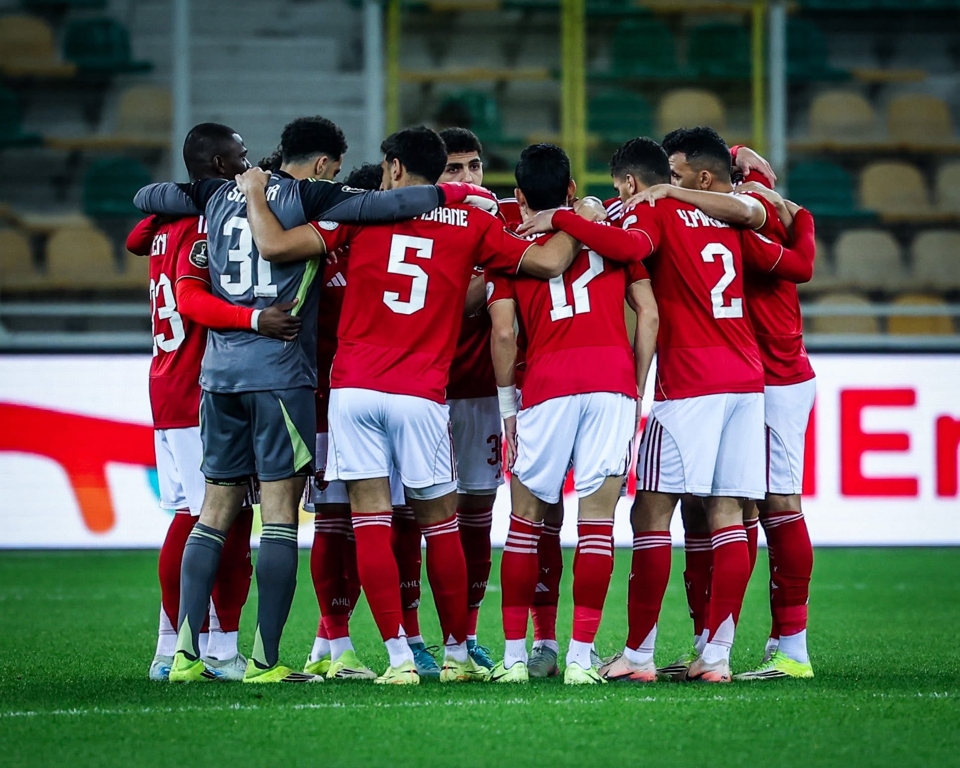 دوري أبطال إفريقيا| بعثة الأهلي تغادر الاستاد في طريقها للمطار