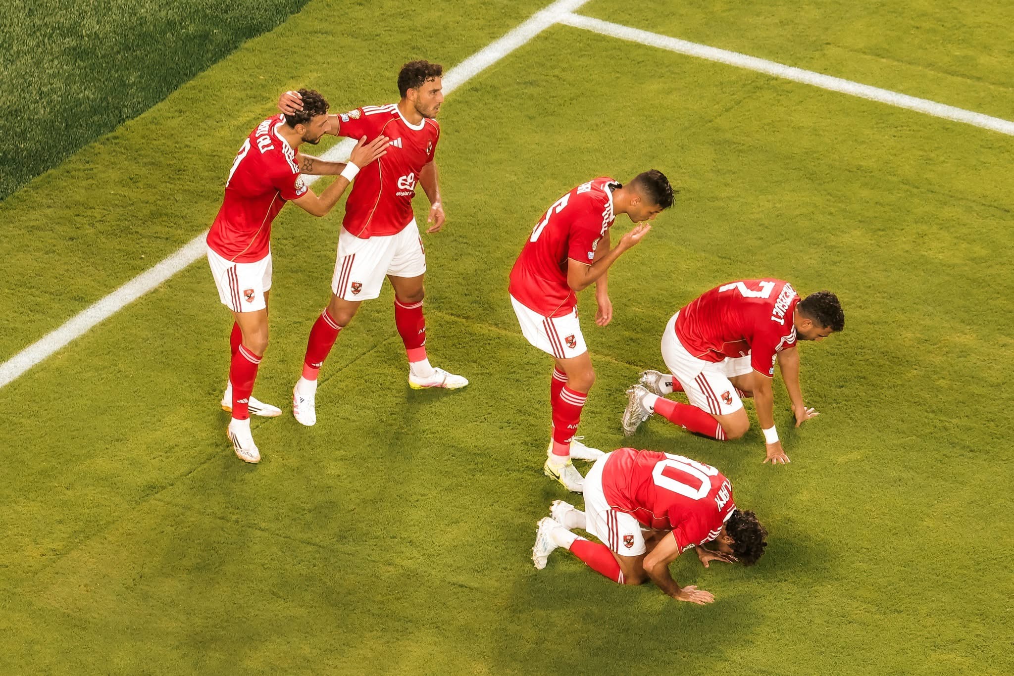 كأس العالم للأندية| الجهاز الفني يمنح لاعبي الأهلي راحة ١٨ يومًا