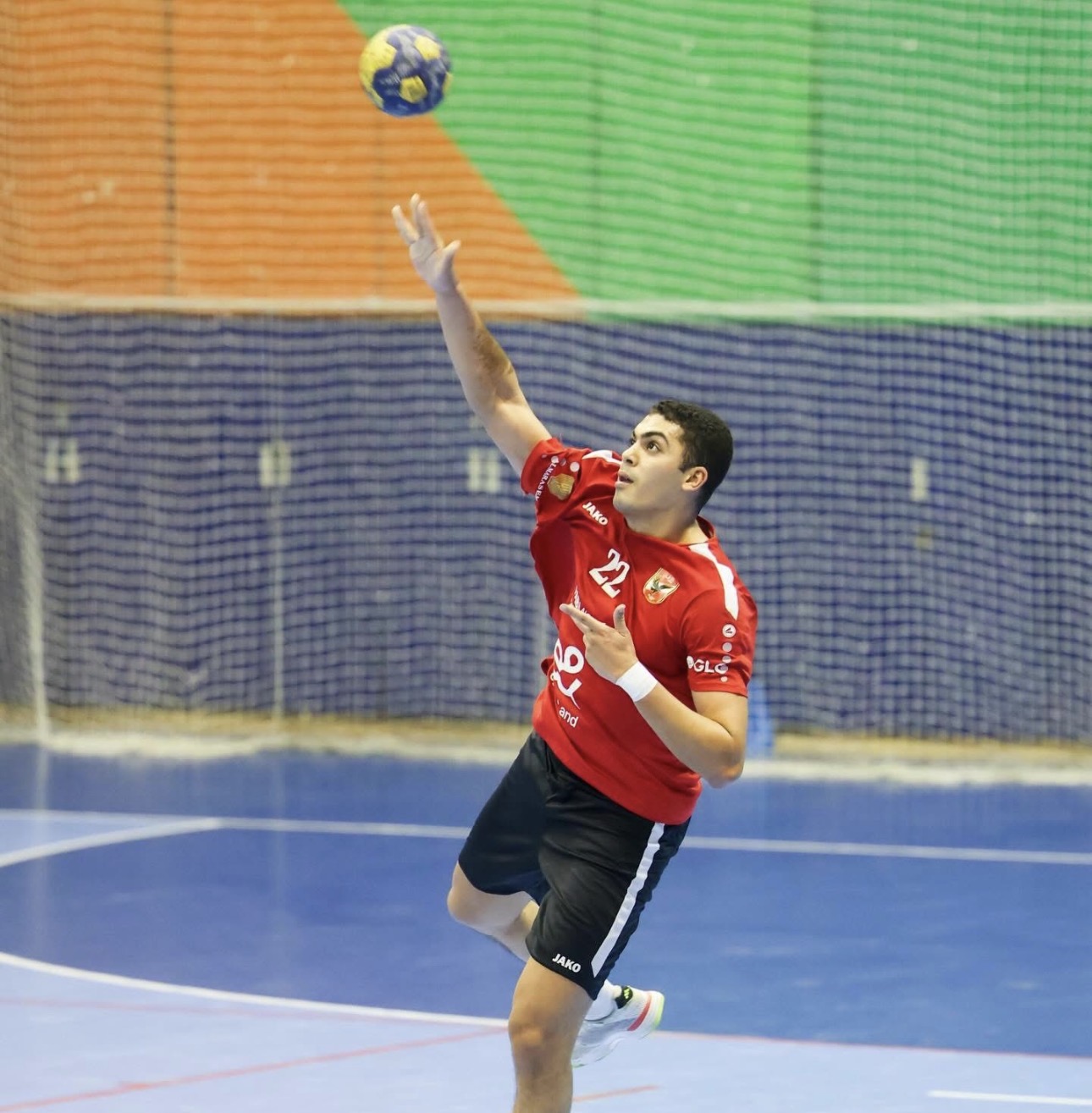 «رجال يد الأهلي» يفوز على الجزيرة في الدوري