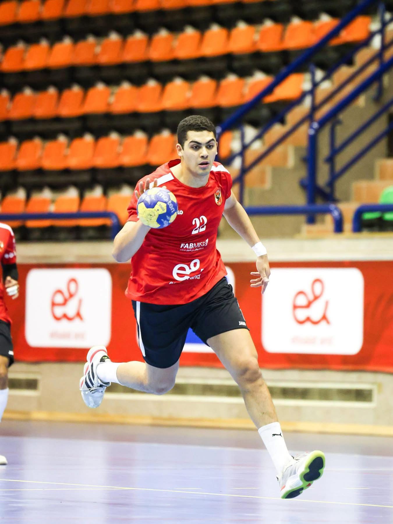 «رجال يد الأهلي» يفوز على سموحة في الدوري