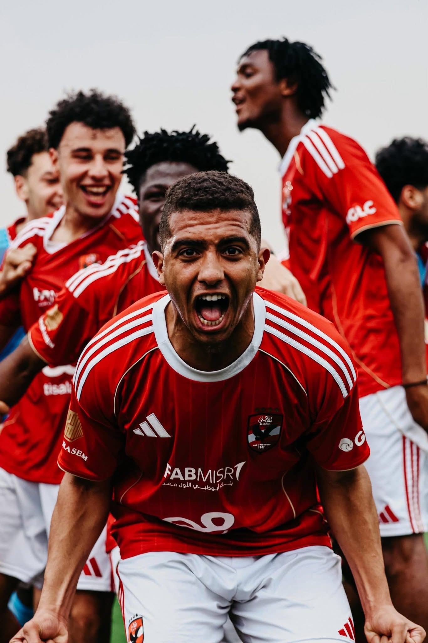 «أهلي 2005» بطلًا لدوري الجمهورية للشباب فريق الشباب لكرة القدم بالنادي مواليد 2005