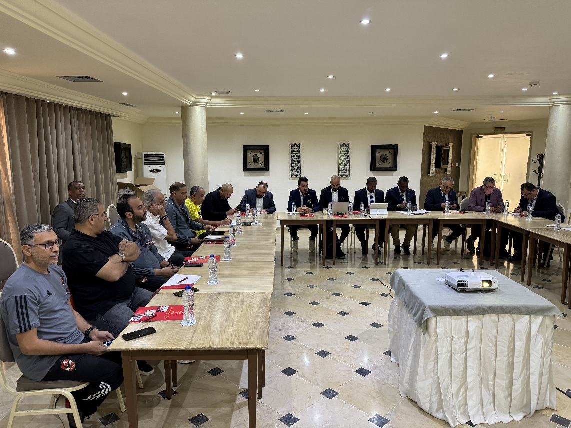 الاجتماع الفني لمباراة الأهلي والترجي التونسي