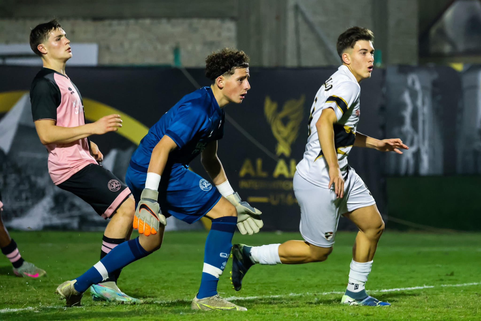 بطولة الأهلي الدولية| دوناتيلو أوديني يفوز على كوينز بارك رينجرز 3 - 2