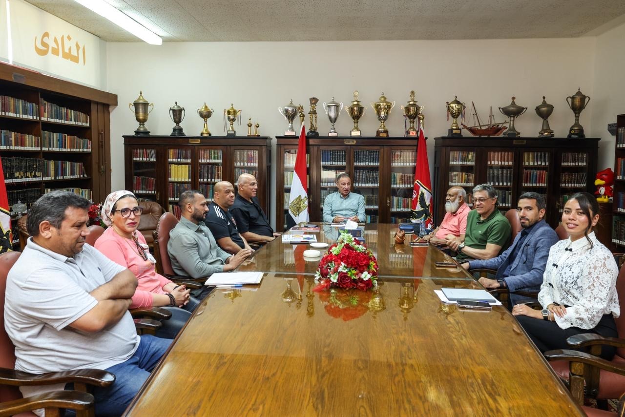 El-Khatib réunit la commission de planification et la direction du football